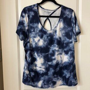 Old Navy athletic tee